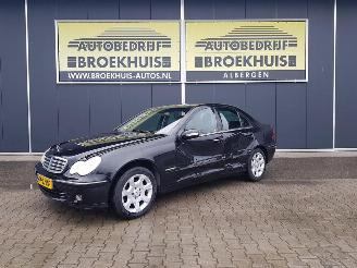 Schadeauto Mercedes C-klasse 180 K. Elegance 2006/2