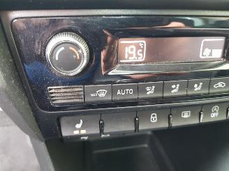 Skoda Rapid Spaceback 1.2 TSI Greentech Style picture 17
