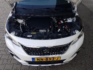 Peugeot 3008 1.2 PureTech Première picture 29