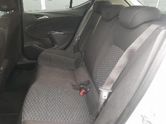 Opel Astra 1.0 Edition picture 16