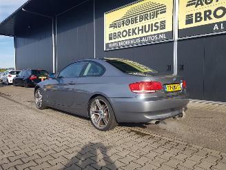 BMW 3-serie Coupé 320i Executive picture 7