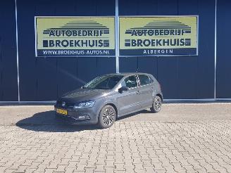 skadebil auto Volkswagen Polo 1.4 TDI Comfortline Connected Series 2016/9