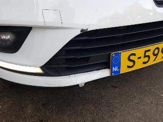 Renault Clio Estate 0.9 TCe Intens picture 10
