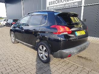 Peugeot 2008 1.2 VTi Allure Pack Premium Plus picture 8