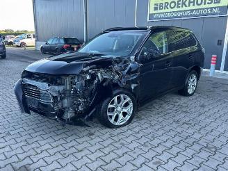 Vrakbiler auto Mitsubishi Outlander Outlander (GF/GG), SUV, 2012 / 2022 2.0 16V PHEV 4x4 2014/11
