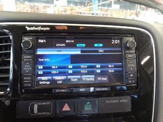 Mitsubishi Outlander Outlander (GF/GG), SUV, 2012 / 2022 2.0 16V PHEV 4x4 picture 17
