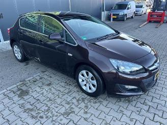 Opel Astra Astra J (PC6/PD6/PE6/PF6), Hatchback 5-drs, 2009 / 2015 1.4 Turbo 16V ecoFLEX 140 picture 7