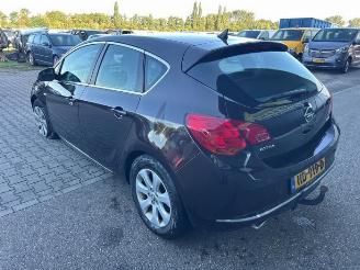 Opel Astra Astra J (PC6/PD6/PE6/PF6), Hatchback 5-drs, 2009 / 2015 1.4 Turbo 16V ecoFLEX 140 picture 3