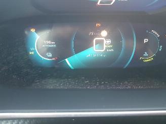 Peugeot e-2008 EV GT Pack 50 kWh picture 25