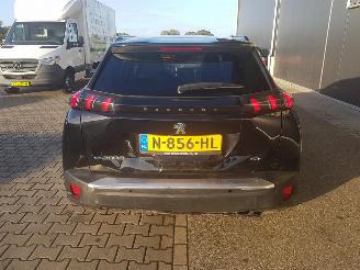 Peugeot e-2008 EV GT Pack 50 kWh picture 5