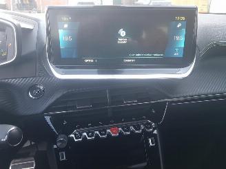 Peugeot e-2008 EV GT Pack 50 kWh picture 23