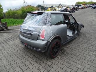 Uttjänta bilar auto Mini Cooper S 1.6 16v 2005/6