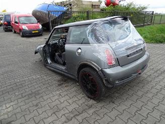 Mini Cooper S 1.6 16v picture 2