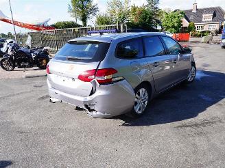 Voiture accidenté Peugeot 308 SW 1.6 BlueHDi 2018/4