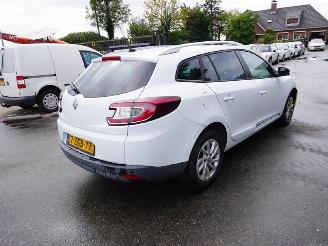 Unfallwagen Renault Mégane GrandTour 1.5 dCi 2015/2