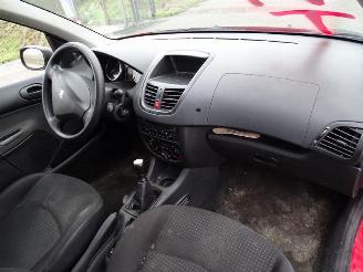 Peugeot 206+ 1.1 picture 5