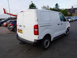 krockskadad bil bedrijf Opel Vivaro 1.5 CDTi 2022/6
