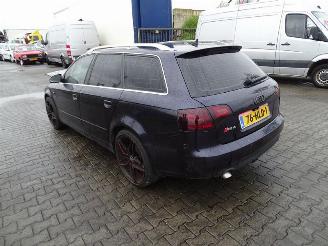 Audi A4 Avant 2.7 TDi picture 2