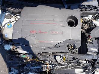 Alfa Romeo Giulietta 1.6 JTDm picture 8