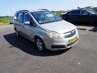Opel Zafira 1.9 CDTi picture 4