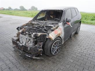 BMW iX1 xDrive picture 3