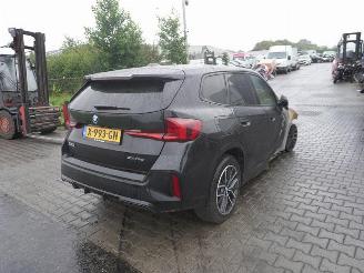 BMW iX1 xDrive picture 1