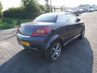Vrakbiler auto Opel Tigra 1.8 16v 2010/5