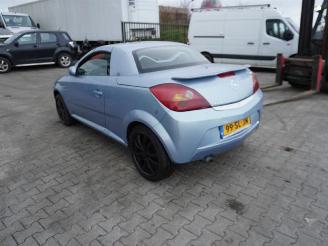 Opel Tigra Twin Top 1.4 16v picture 2
