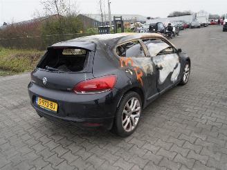 Coche siniestrado Volkswagen Scirocco 1.4 TSi 2009/3