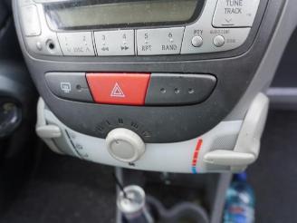 Toyota Aygo 1.0 12v picture 6