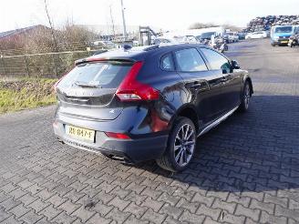 Coche siniestrado Volvo V-40 Cross Country 1.6 D2 2015/6