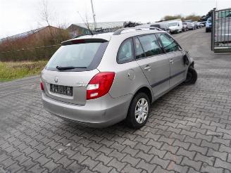 Sloopauto Skoda Fabia Combi 1.4 16v 2008/8
