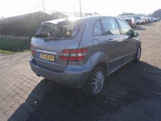 Coche siniestrado Mercedes B-klasse 170 2007/9