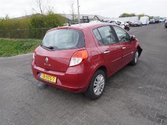 Coche siniestrado Renault Clio 1.2 2011/1