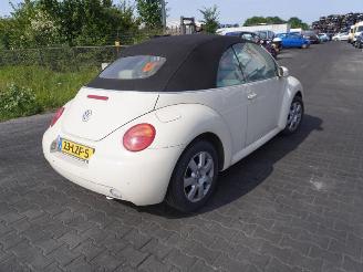 Uttjänta bilar auto Volkswagen New-beetle Cabrio 2.0 2003/7