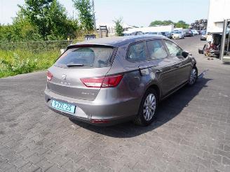 Coche siniestrado Seat Leon ST 1.6 TDi 2014/7
