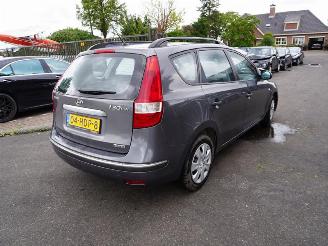 Schadeauto Hyundai I-30 1.6 CRDi Combi 2008/10