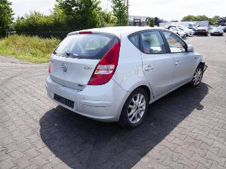 Sloopauto Hyundai I-30 1.6 2009/1