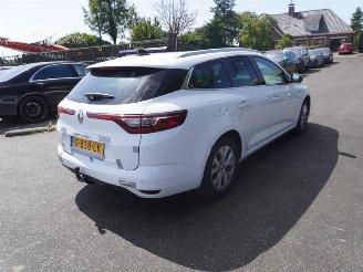 Voiture accidenté Renault Mégane Estate 1.3 TCe 115 2019/11