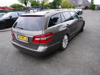 Vaurioauto  passenger cars Mercedes E-klasse E-220 CDI 16V BlueEfficiency,BlueTEC (OM651.924(Euro 5; Euro 6)) 2010/10