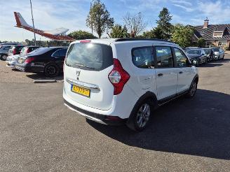 damaged passenger cars Dacia Lodgy 1.2 TCE 16V (H5F-410(H5F-F4 2016/9