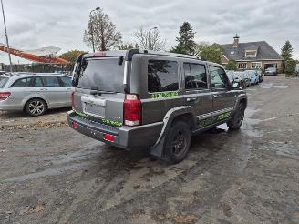 Voiture accidenté Jeep Commander 3.0 2007/10