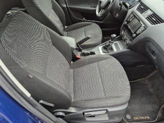 Skoda Octavia 1.2 TSI 16V picture 10