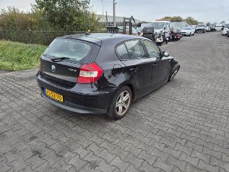 Vrakbiler auto BMW 1-serie  2005/11