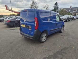 krockskadad bil bedrijf Fiat Doblo 1.3 D 2016/5