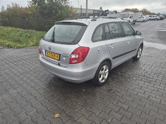 Salvage car Skoda Fabia Combi 1.2 TDi 2011/10