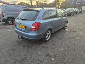 Coche accidentado Skoda Fabia Combi 1.2 TDi 2011/8