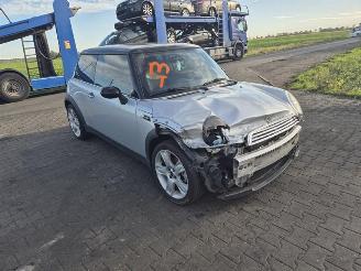 Mini Cooper 1.6 16v picture 4