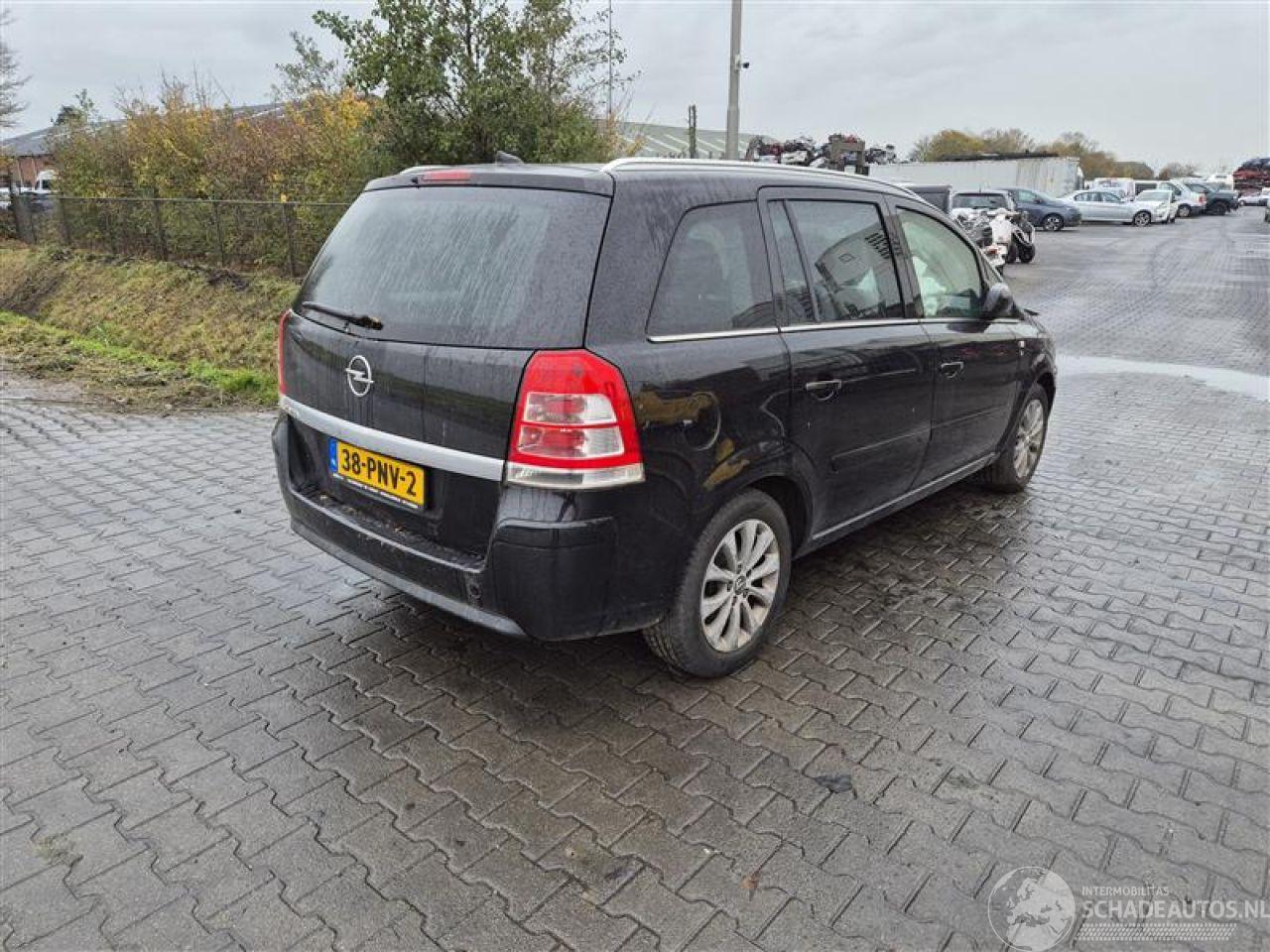Opel Zafira 1.8  16v