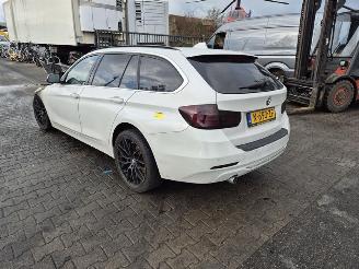 BMW 3-serie 320d picture 2